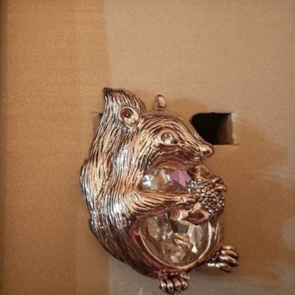 Jones New York Squirrel Brooch - Picture 1 of 1